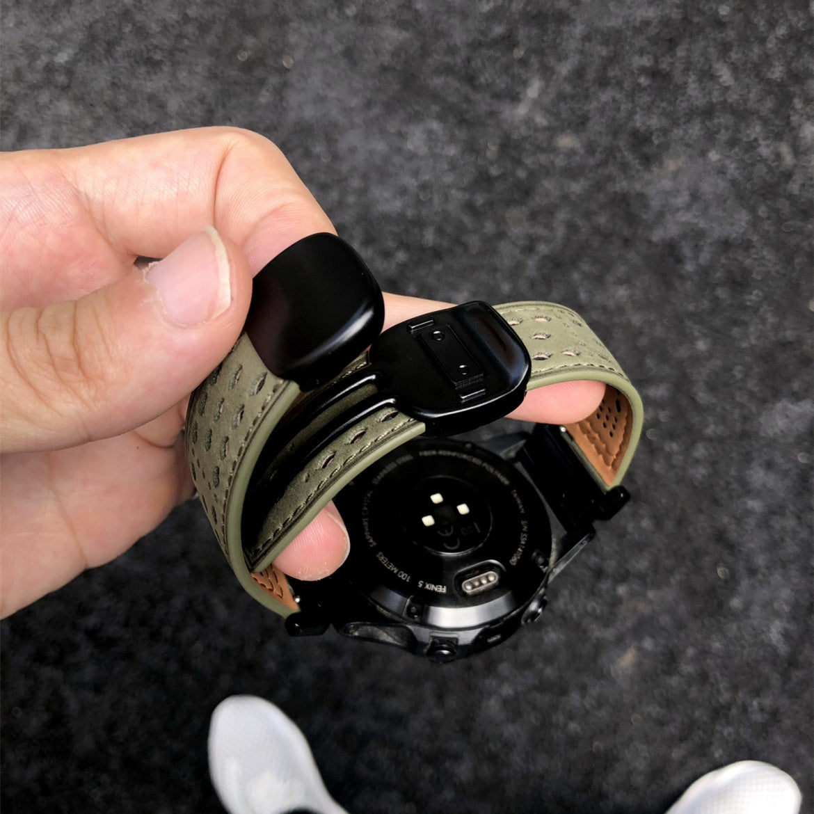 ORA- Breathable Leather Strap For Garmin