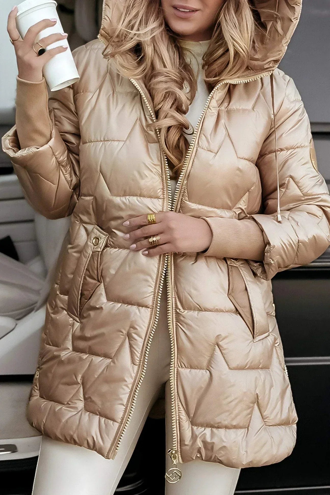 Grace | Long, warm quilted jacket with large hood
