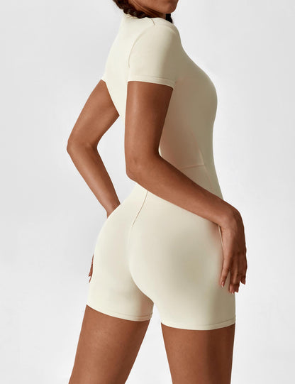 FlixiFit Mia - Curvy Romper with short sleeves and zip