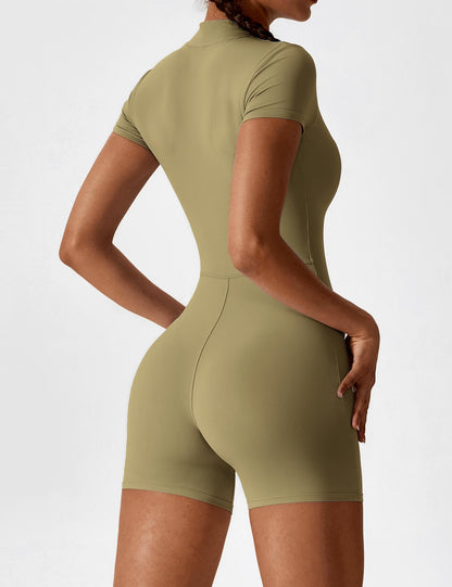 FlixiFit Mia - Curvy Romper with short sleeves and zip